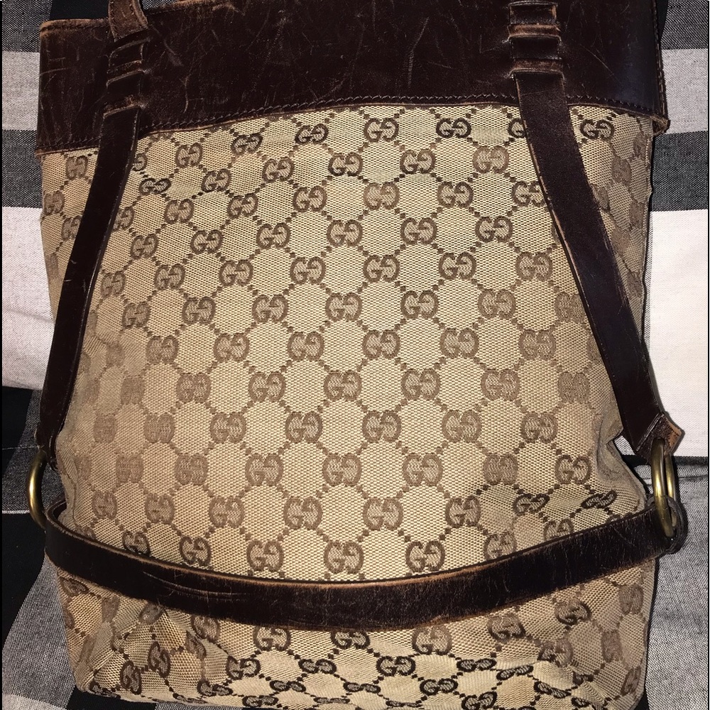 Authentic Gucci Purse MAKE ME AN OFFER